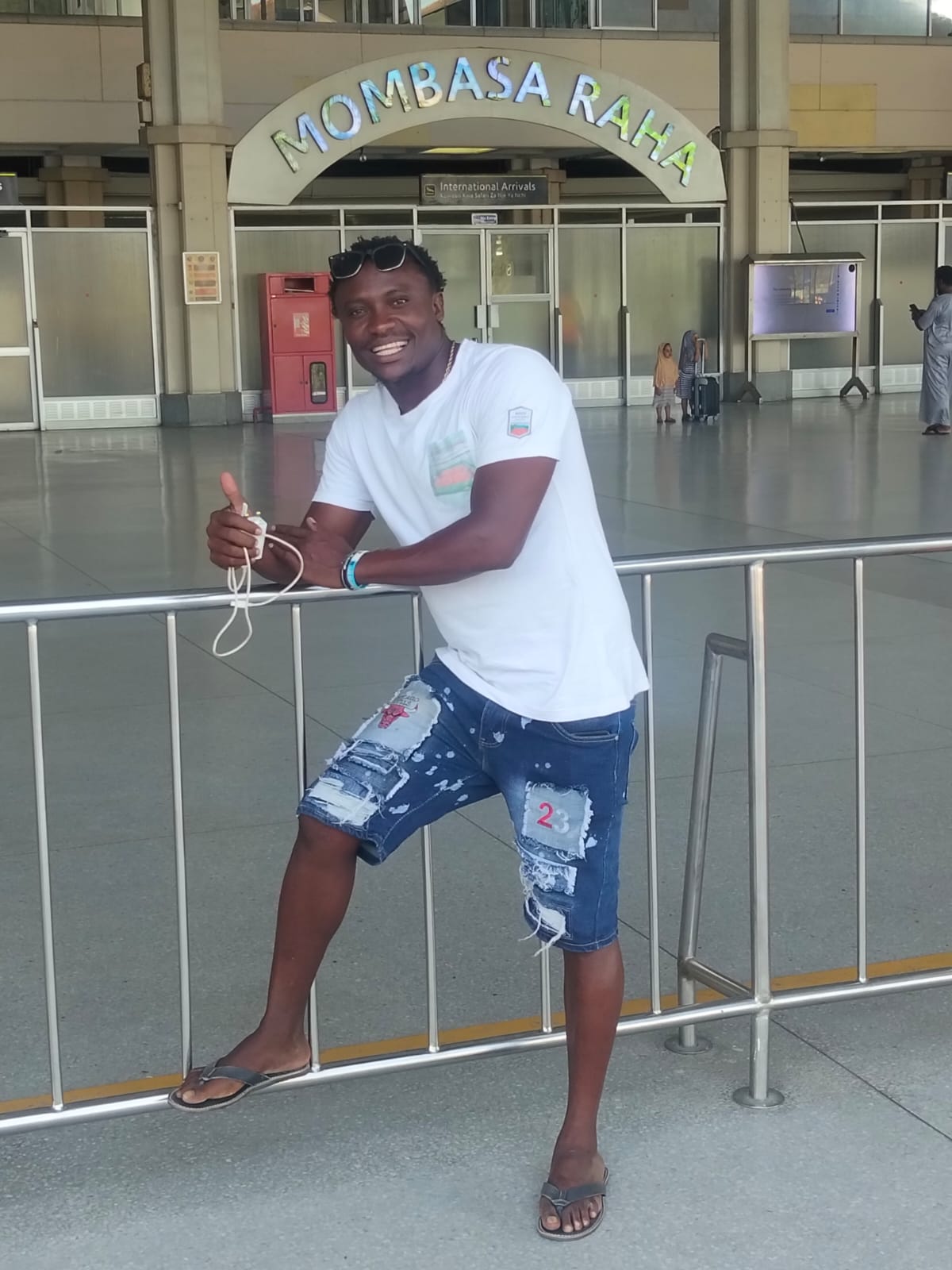 Branzino all’aeroporto di Mombasa
